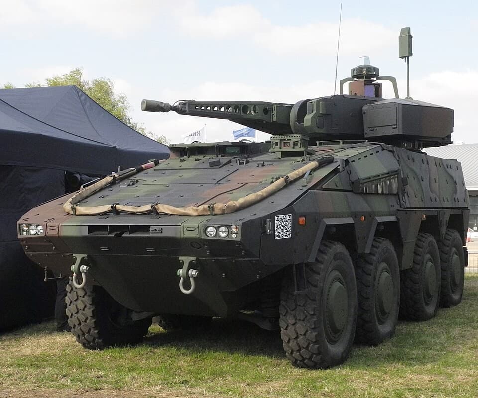 Boxer — A turreted Boxer configuration is shown; the APC profile uses a different mission module.