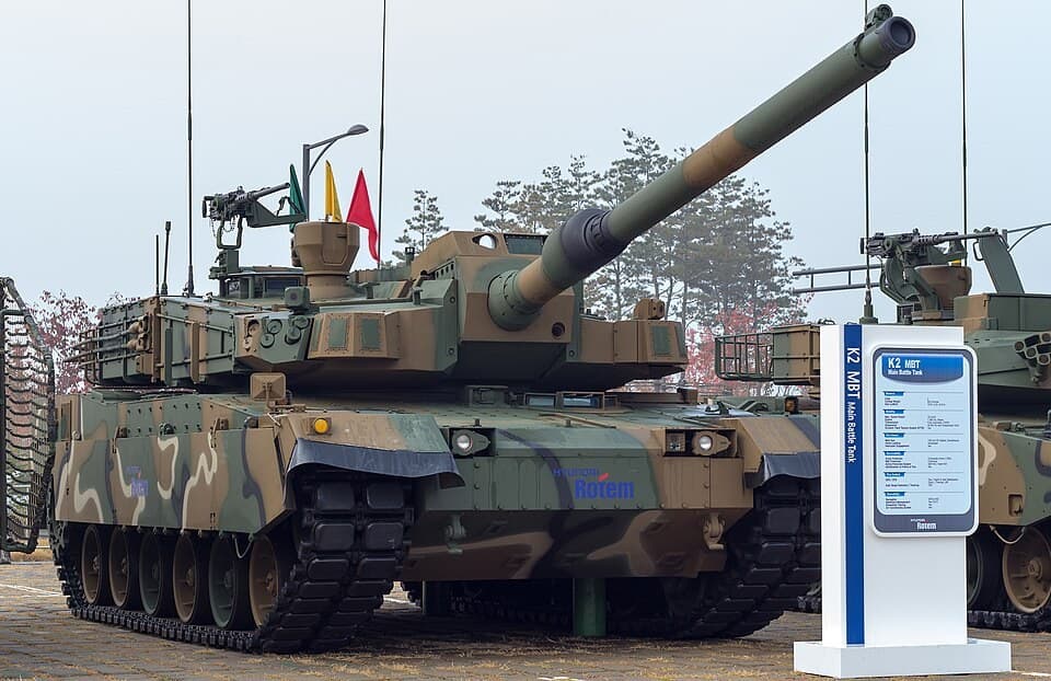 K2 Black Panther — external reference view