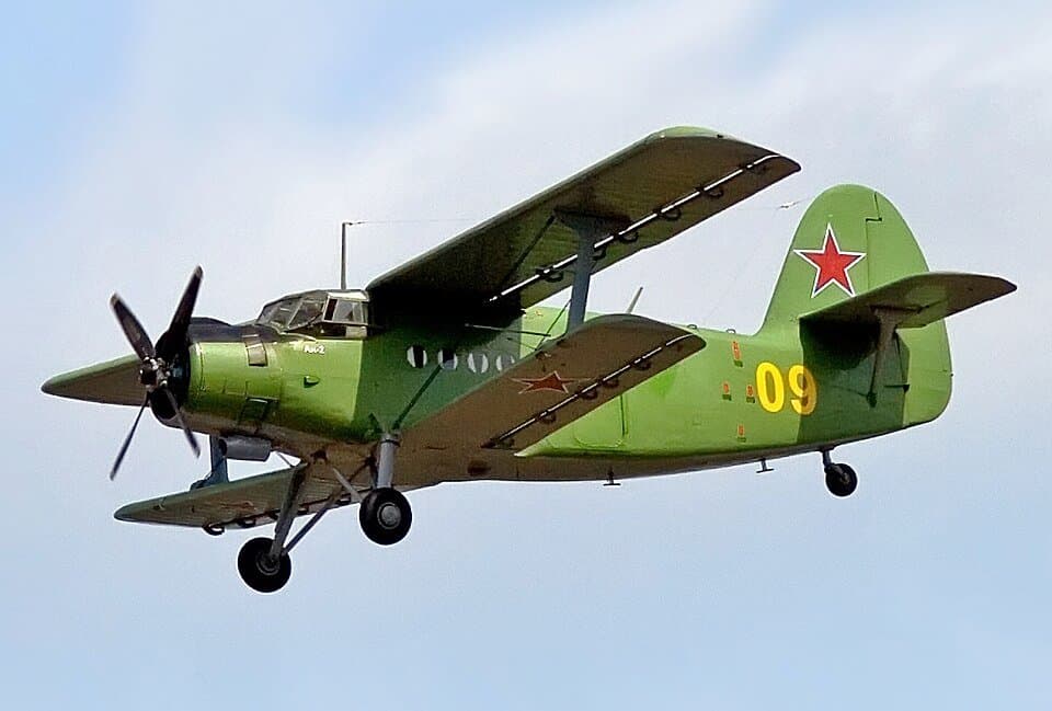 Antonov An-2 — licensed reference photograph