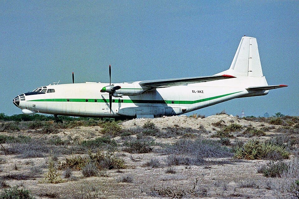 Antonov An-8 — licensed reference photograph