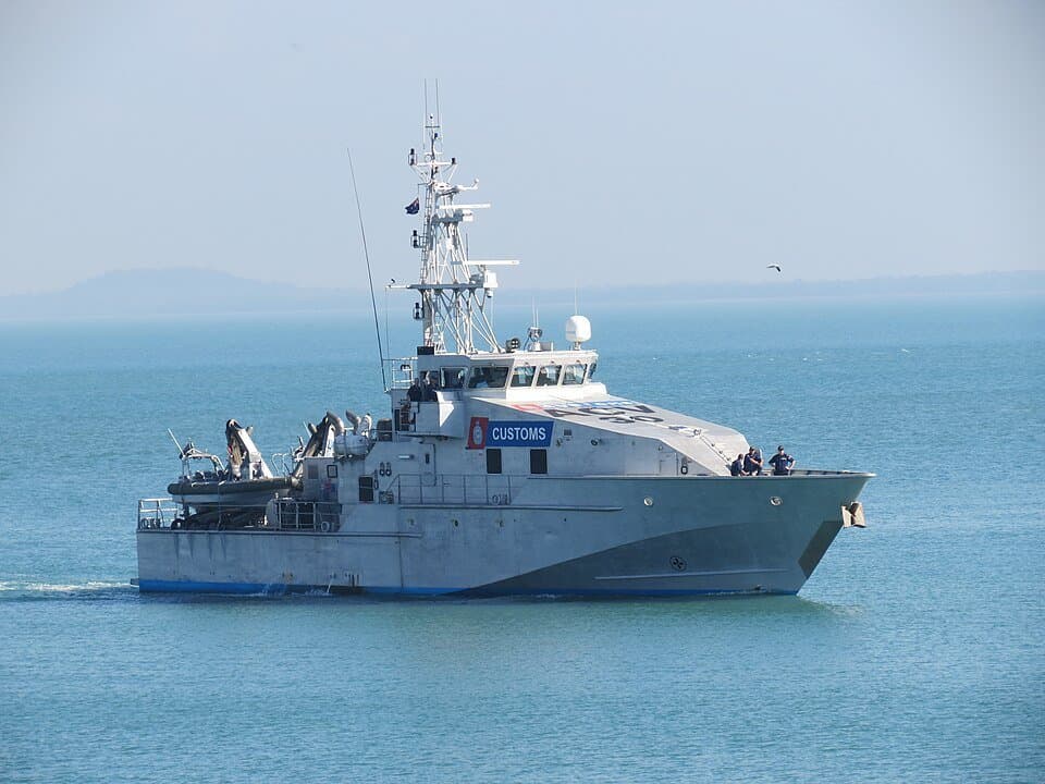 Bay-class patrol boat — licensed reference photograph