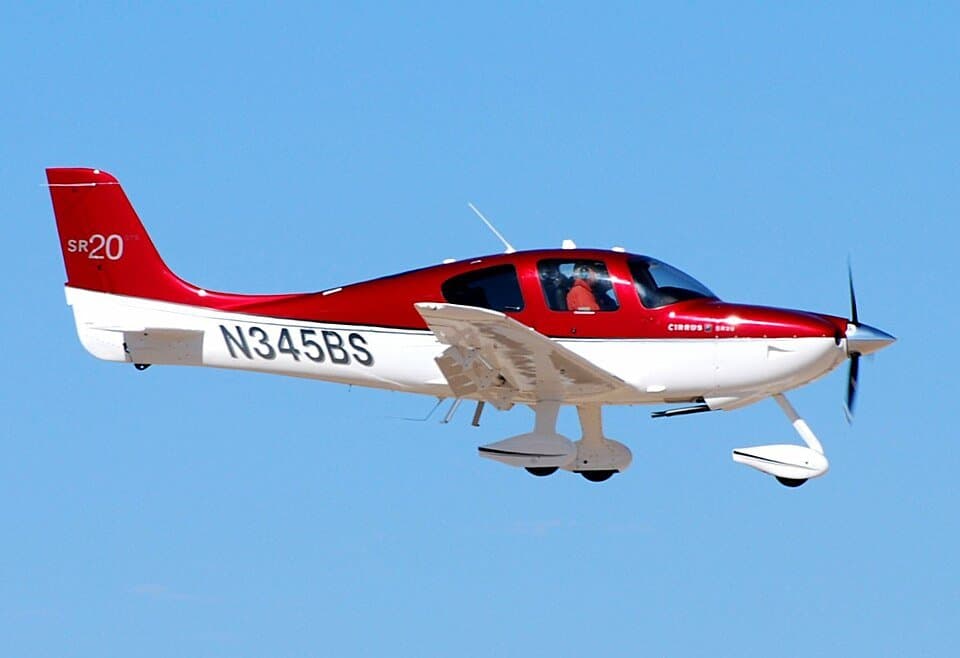 Cirrus SR20 — licensed reference photograph