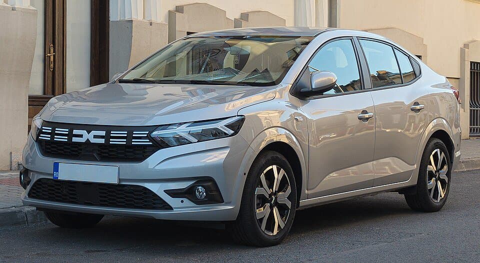 Dacia Logan — licensed reference photograph