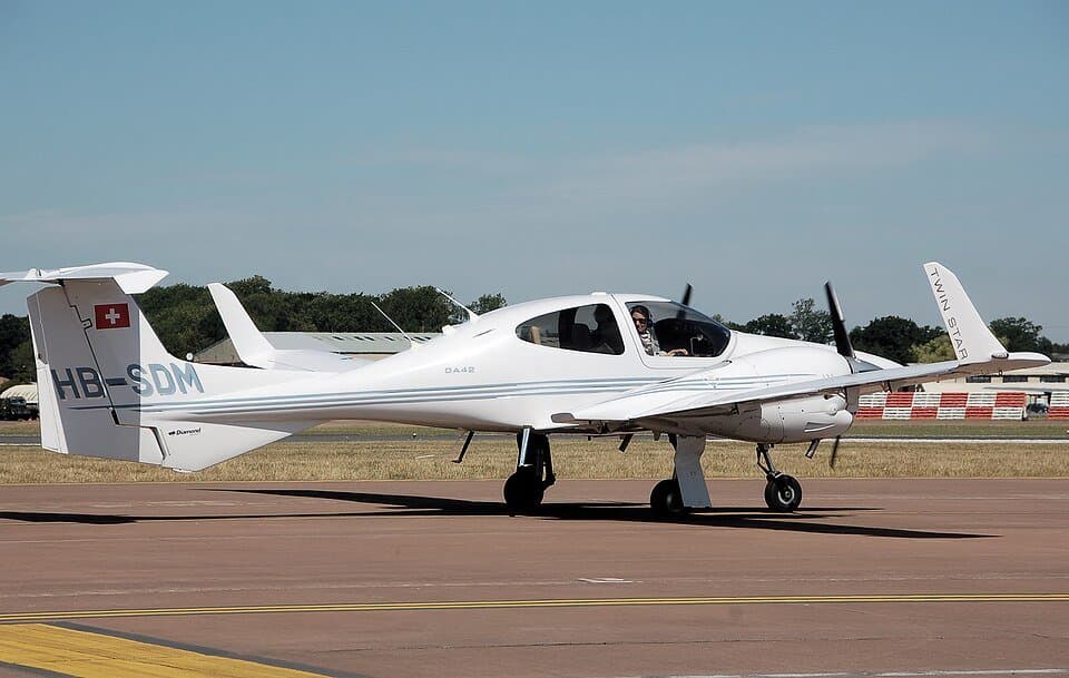 Diamond DA42 Twin Star — licensed reference photograph