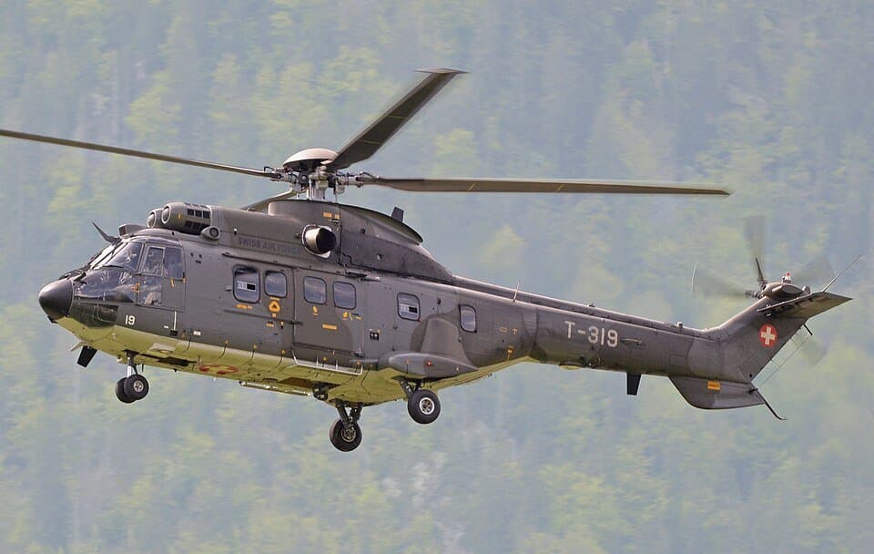 Eurocopter AS332 Super Puma — licensed reference photograph