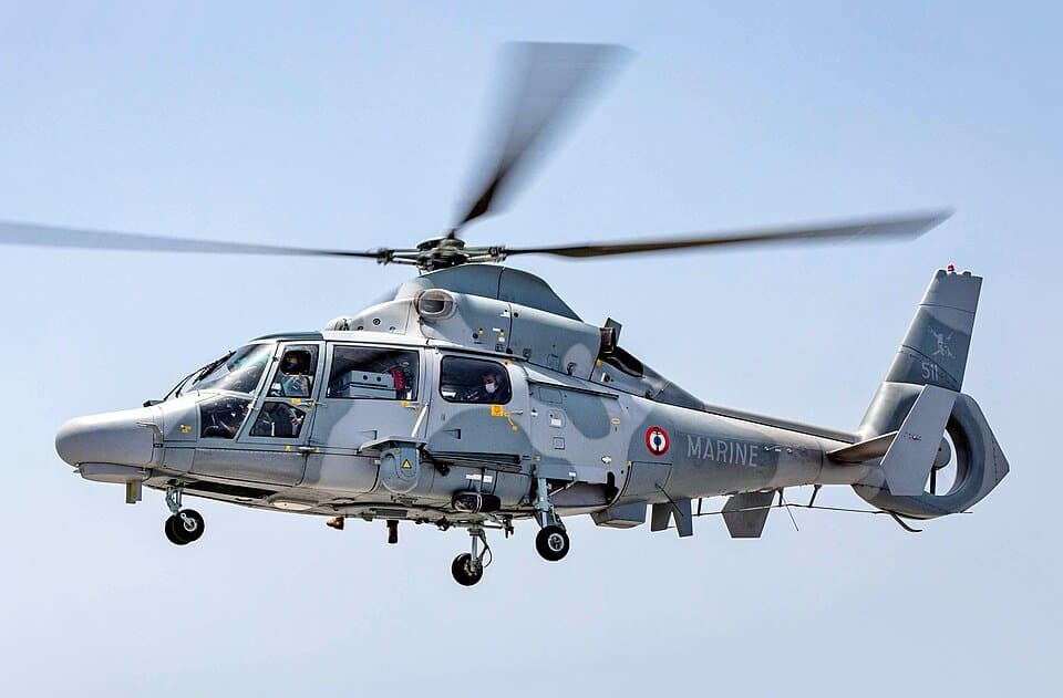 Eurocopter AS565 Panther — licensed reference photograph