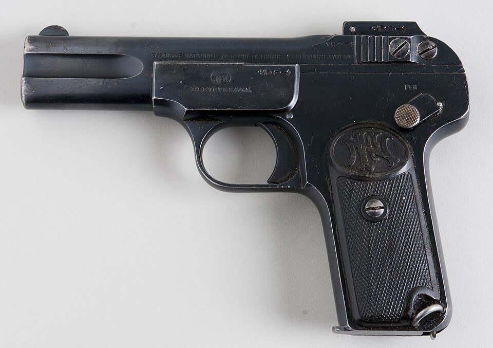 FN M1900 — licensed reference photograph