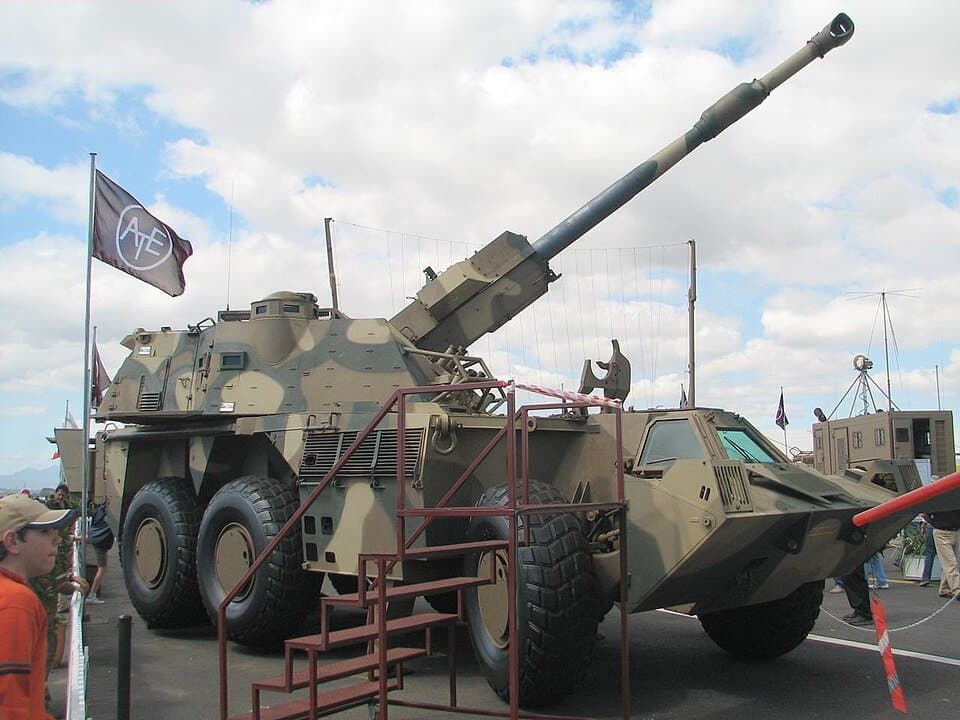 G6 howitzer — licensed reference photograph