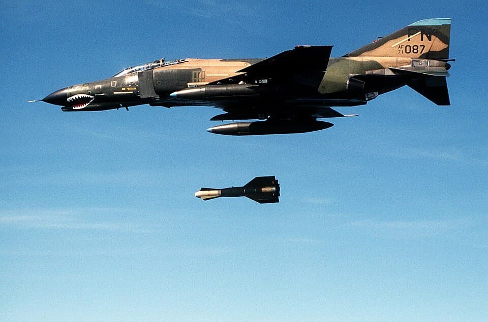 GBU-15 — licensed reference photograph
