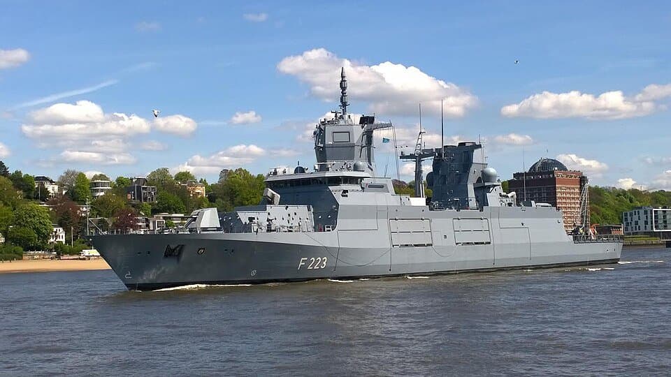 German frigate Nordrhein-Westfalen — licensed reference photograph