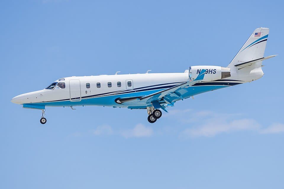 Gulfstream G100 — licensed reference photograph