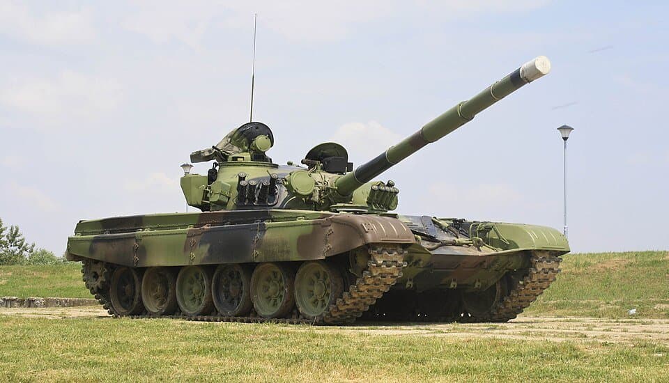 M-84 — licensed reference photograph