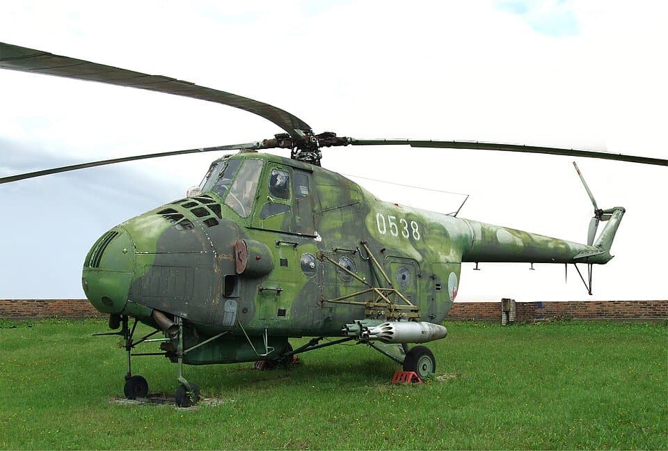 Mil Mi-4 — licensed reference photograph
