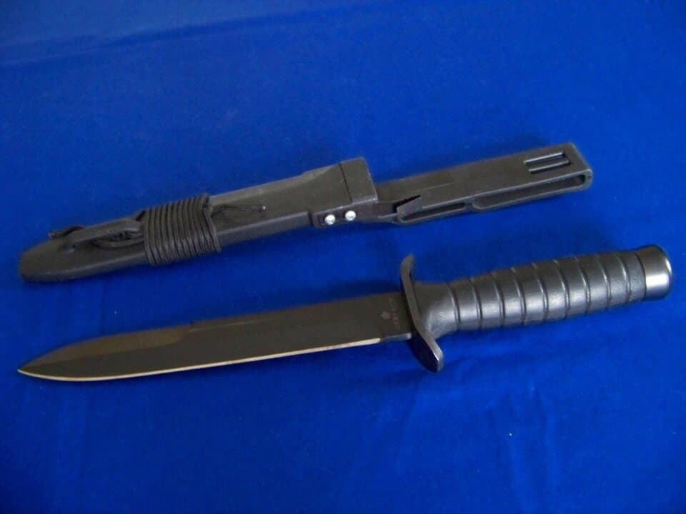 Military knife wz. 98 — licensed reference photograph