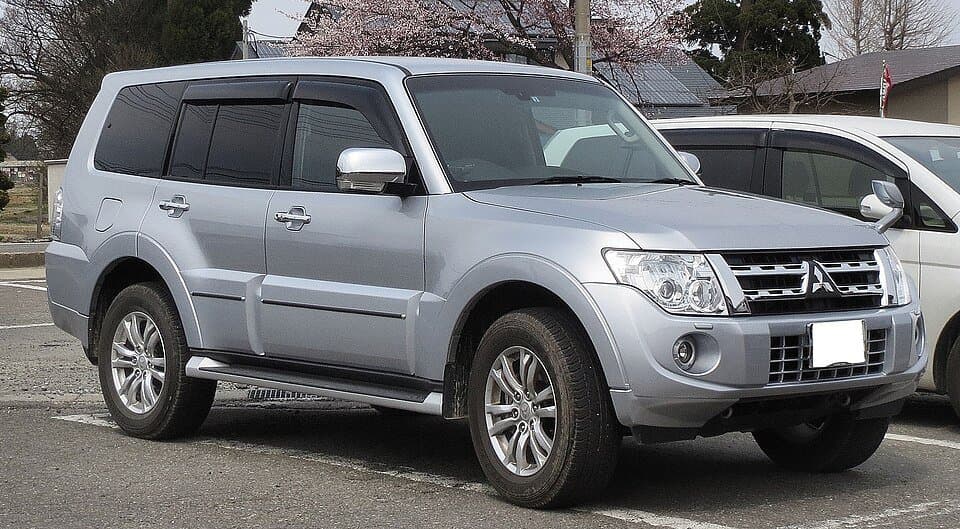 Mitsubishi Pajero — licensed reference photograph
