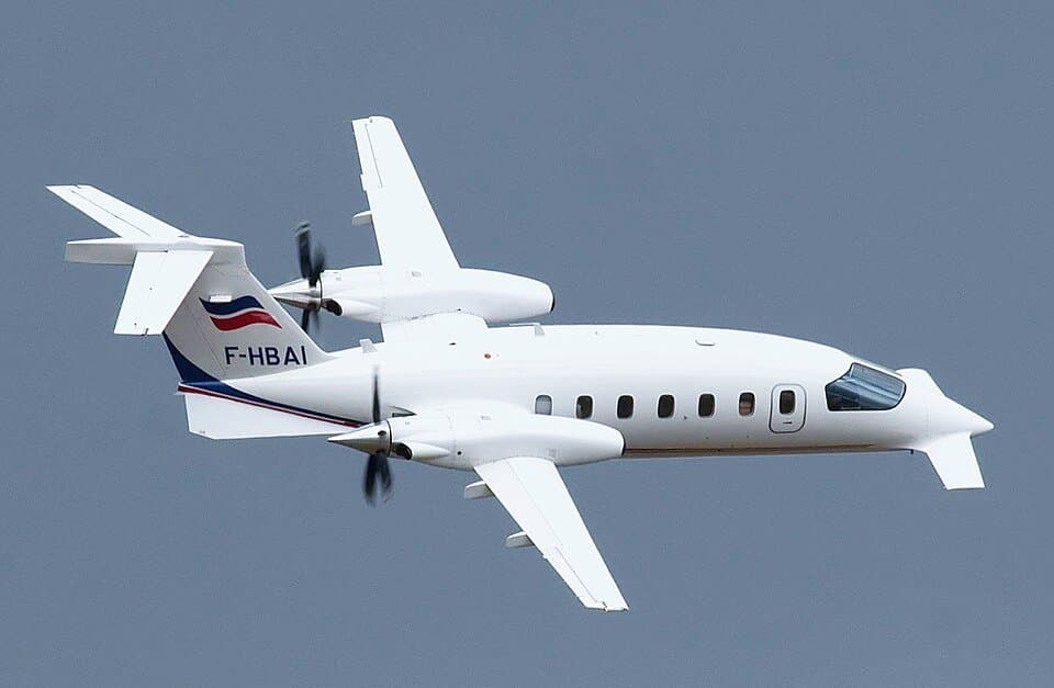 Piaggio P.180 Avanti — licensed reference photograph