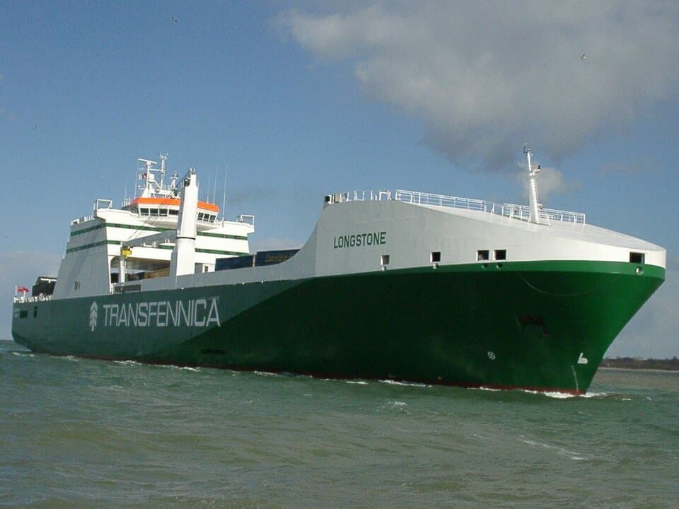 Point-class sealift ship — licensed reference photograph