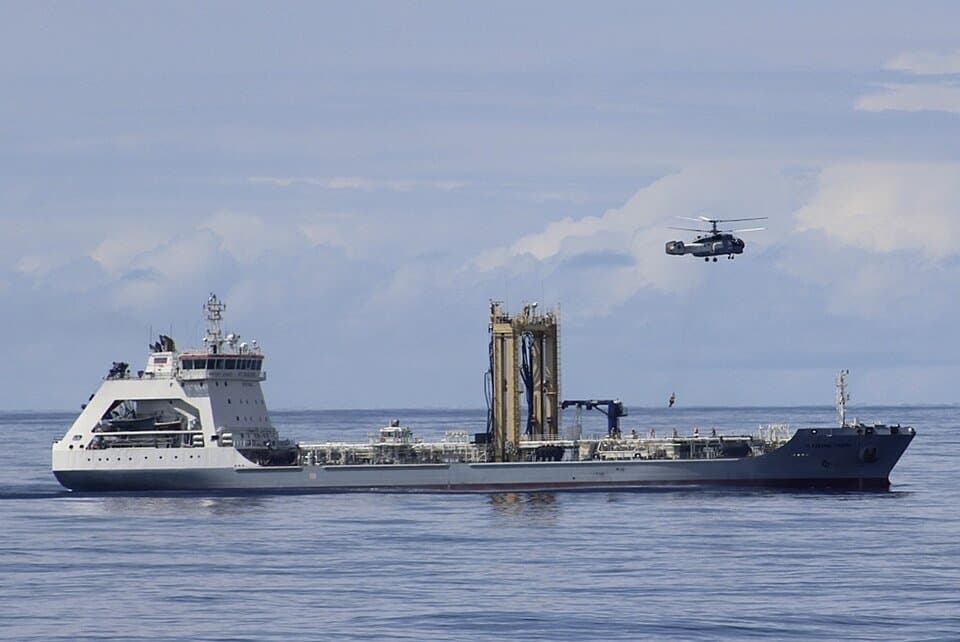 Project 23130 replenishment oiler — licensed reference photograph