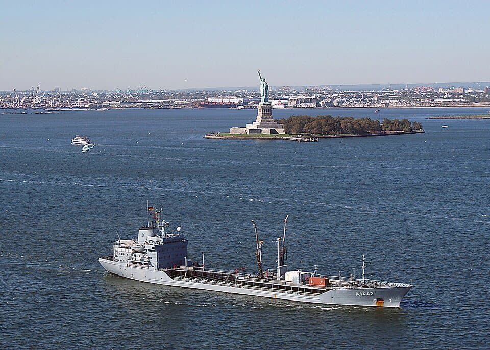 Rhön-class tanker — licensed reference photograph