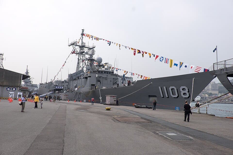 ROCS Pan Chao — licensed reference photograph