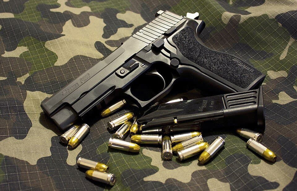 SIG Sauer P226 — licensed reference photograph