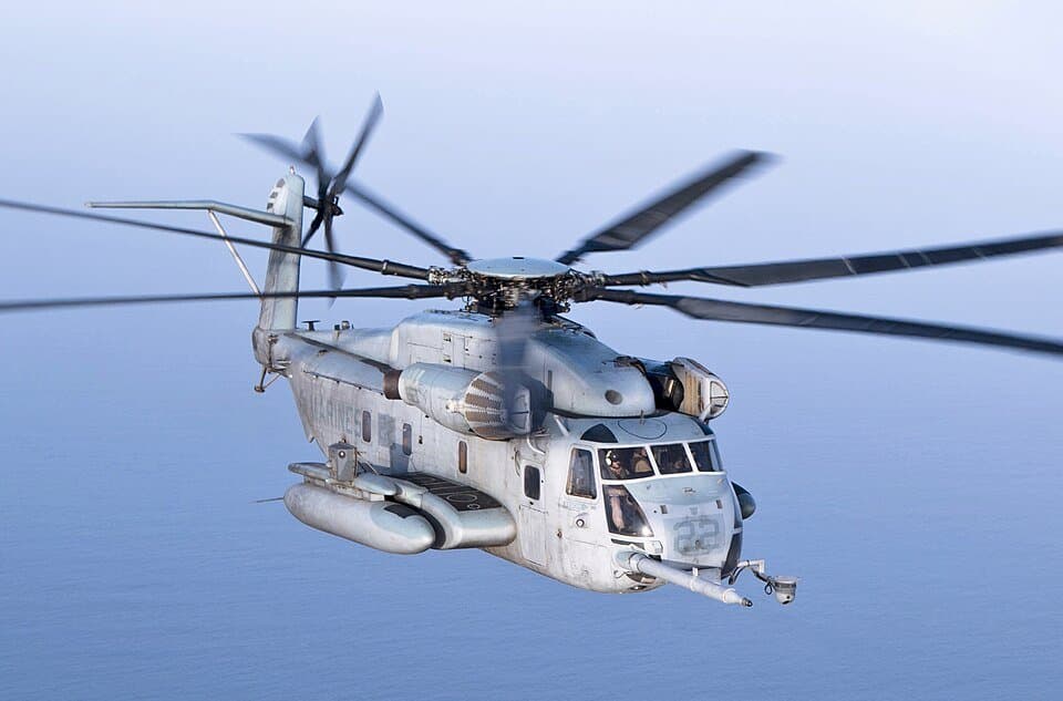Sikorsky CH-53E Super Stallion — licensed reference photograph
