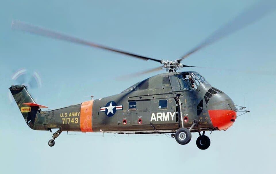 Sikorsky H-34 — licensed reference photograph
