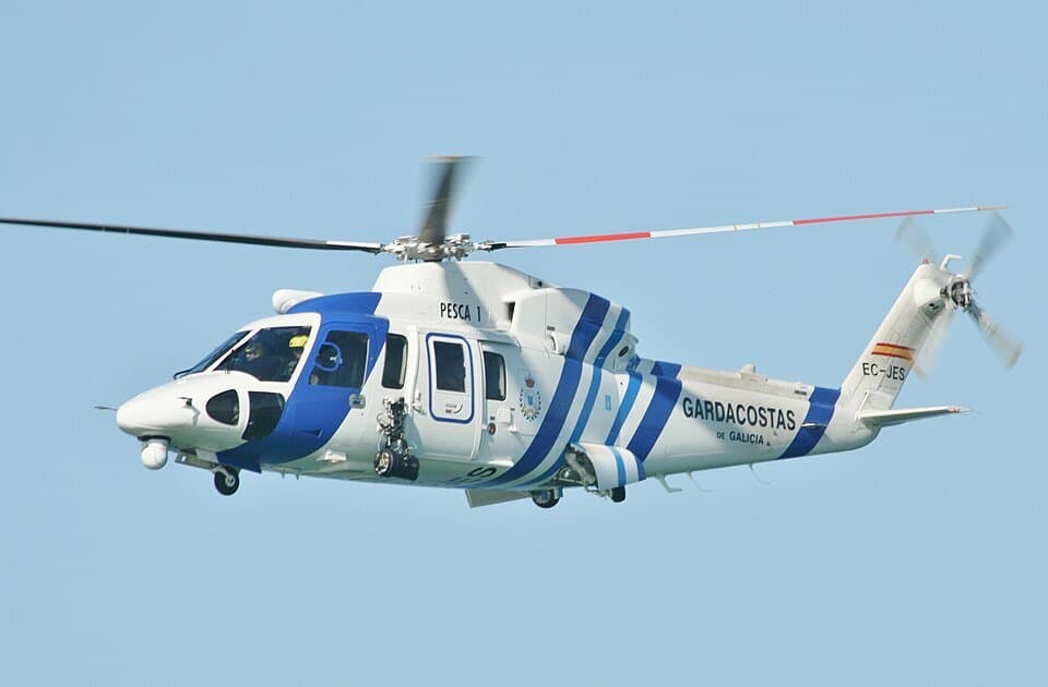 Sikorsky S-76 — licensed reference photograph
