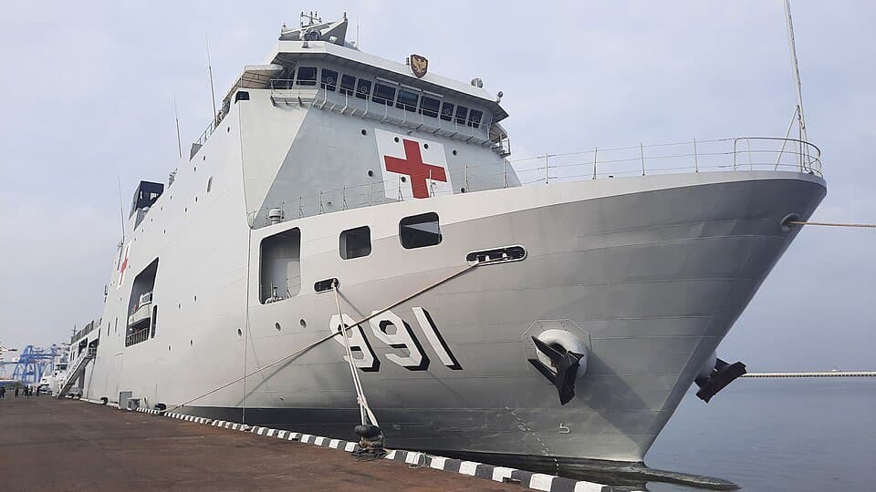 Sudirohusodo-class hospital ship — licensed reference photograph