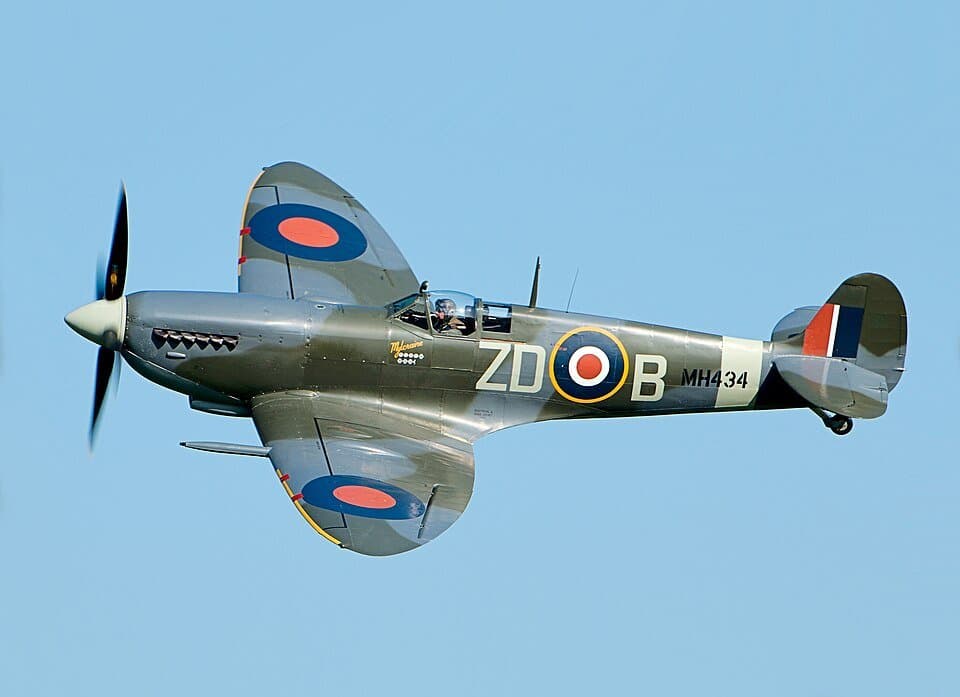 Supermarine Spitfire — licensed reference photograph
