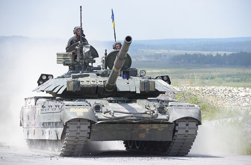 T-84 — licensed reference photograph