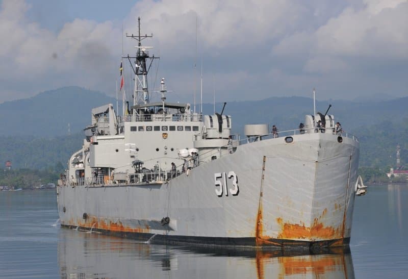 Teluk Semangka-class tank landing ship — licensed reference photograph