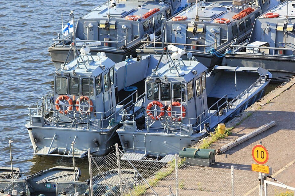 Uisko-class landing craft — licensed reference photograph