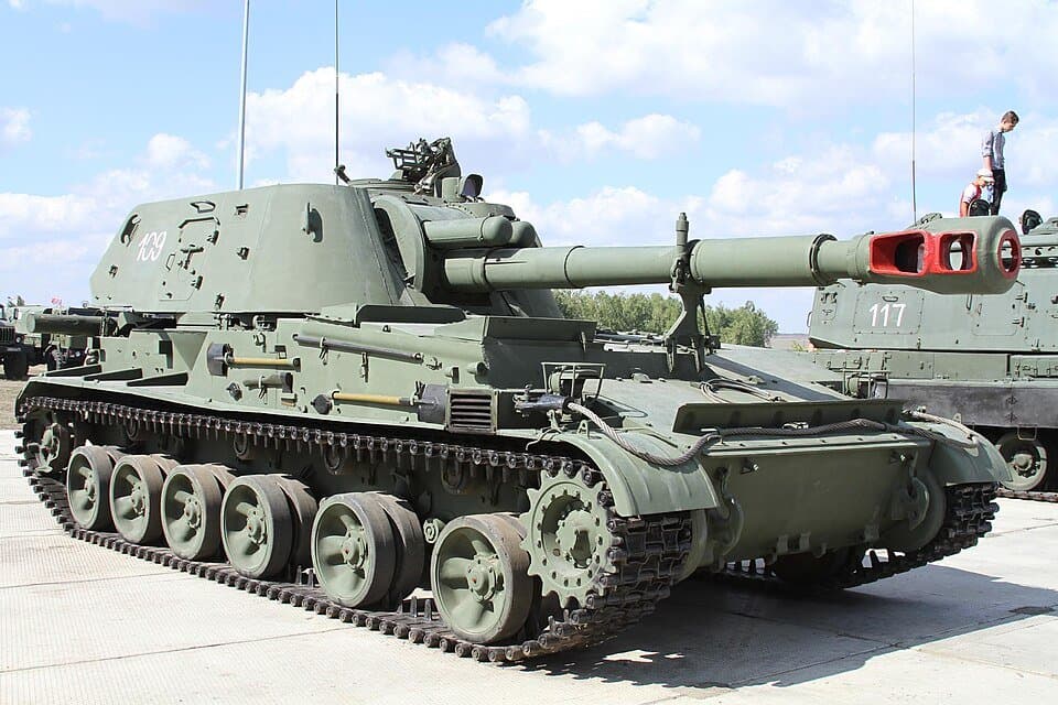 2S3 Akatsiya — licensed reference photograph