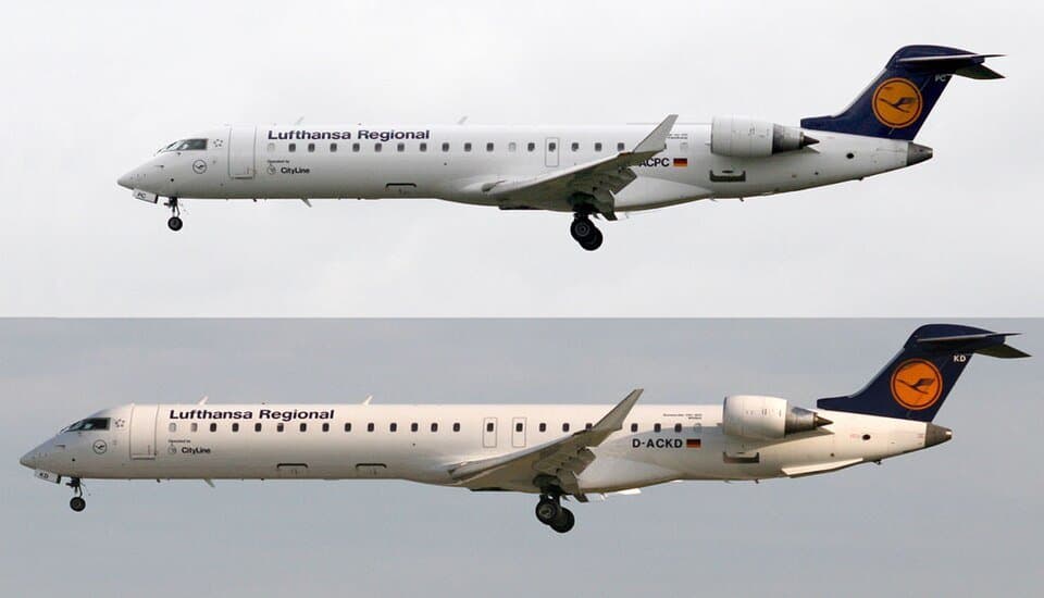 Bombardier CRJ700 series — licensed reference photograph