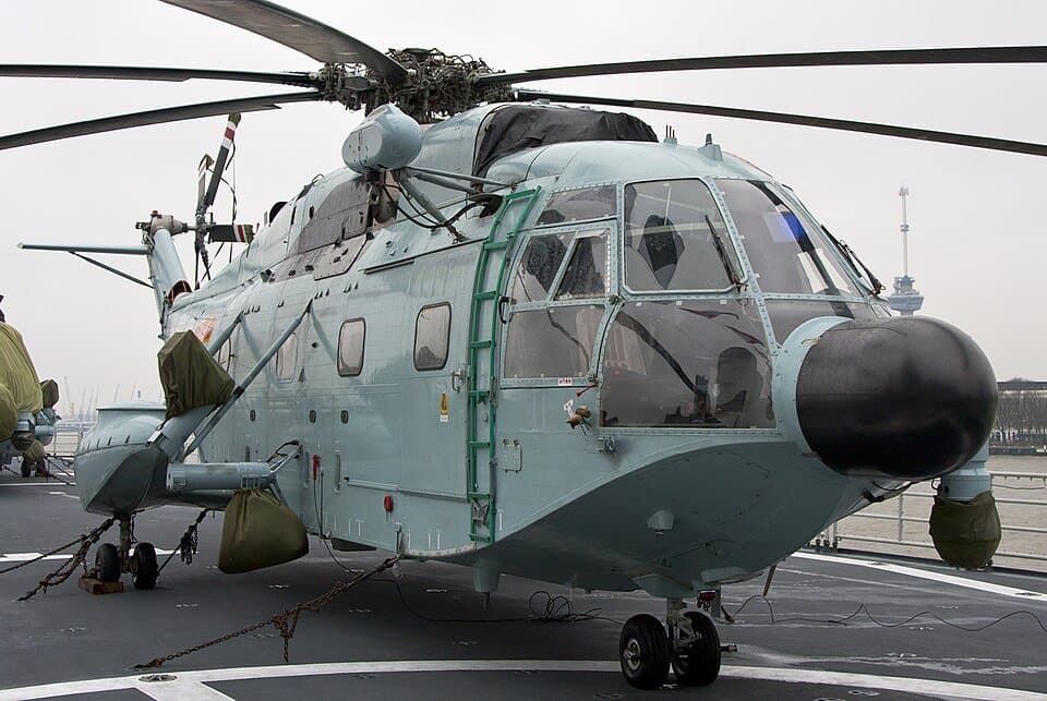 Changhe Z-8 — licensed reference photograph