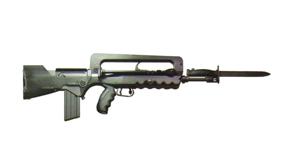 FAMAS — licensed reference photograph