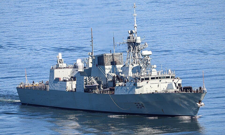 Halifax-class frigate — licensed reference photograph