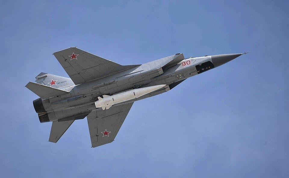 Kh-47M2 Kinzhal — licensed reference photograph