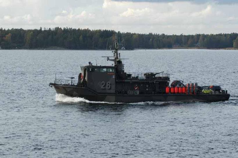 Kuha-class minesweeper (1974) — licensed reference photograph