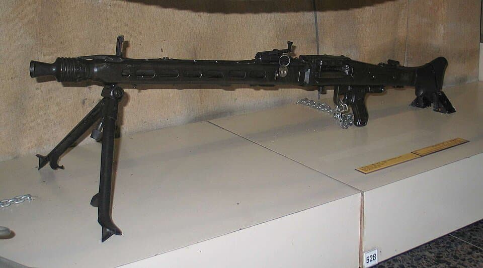 MG 42 — licensed reference photograph