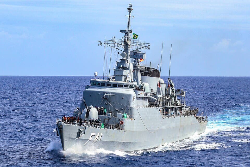 Niterói-class frigate — licensed reference photograph