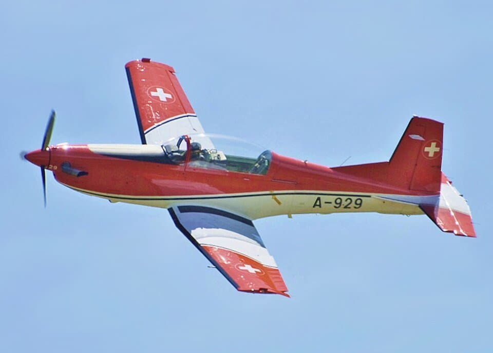 Pilatus PC-7 — licensed reference photograph