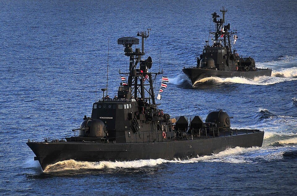 Sa'ar 4-class fast attack craft — licensed reference photograph