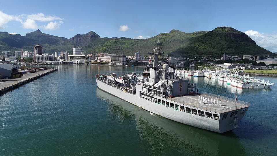 Shardul-class tank landing ship — licensed reference photograph