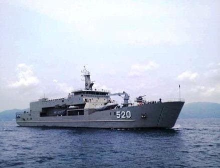 Teluk Bintuni-class tank landing ship — licensed reference photograph