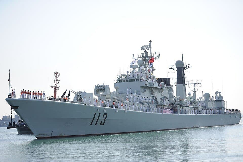 Type 052 destroyer — licensed reference photograph