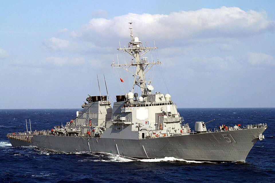 USS Arleigh Burke (DDG 51) in 2003