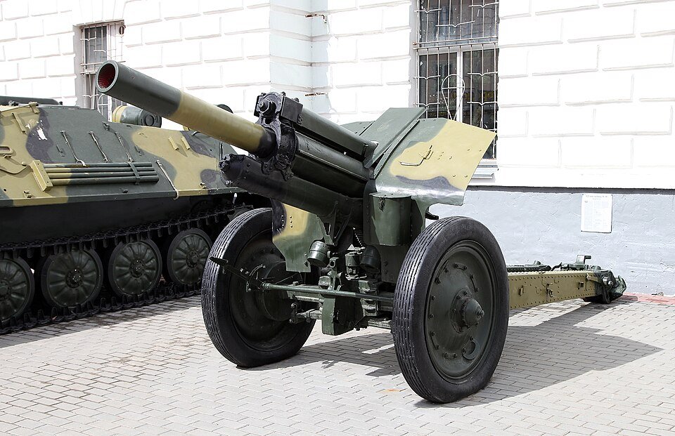 122 mm howitzer M1938 (M-30) — licensed reference photograph