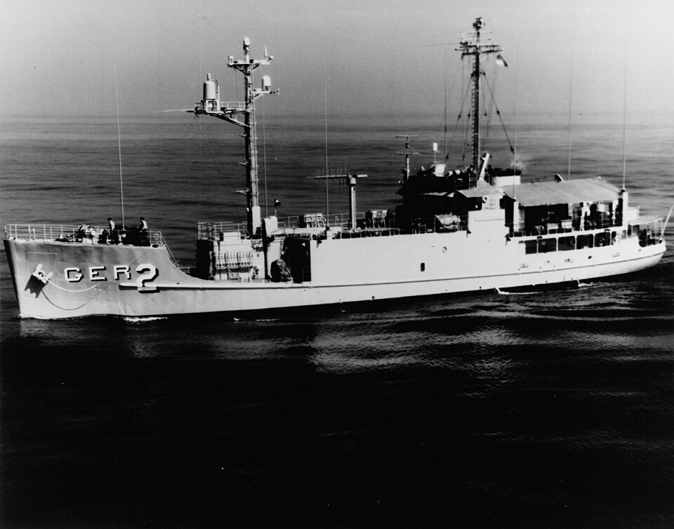 Banner-class environmental research ship — licensed reference photograph